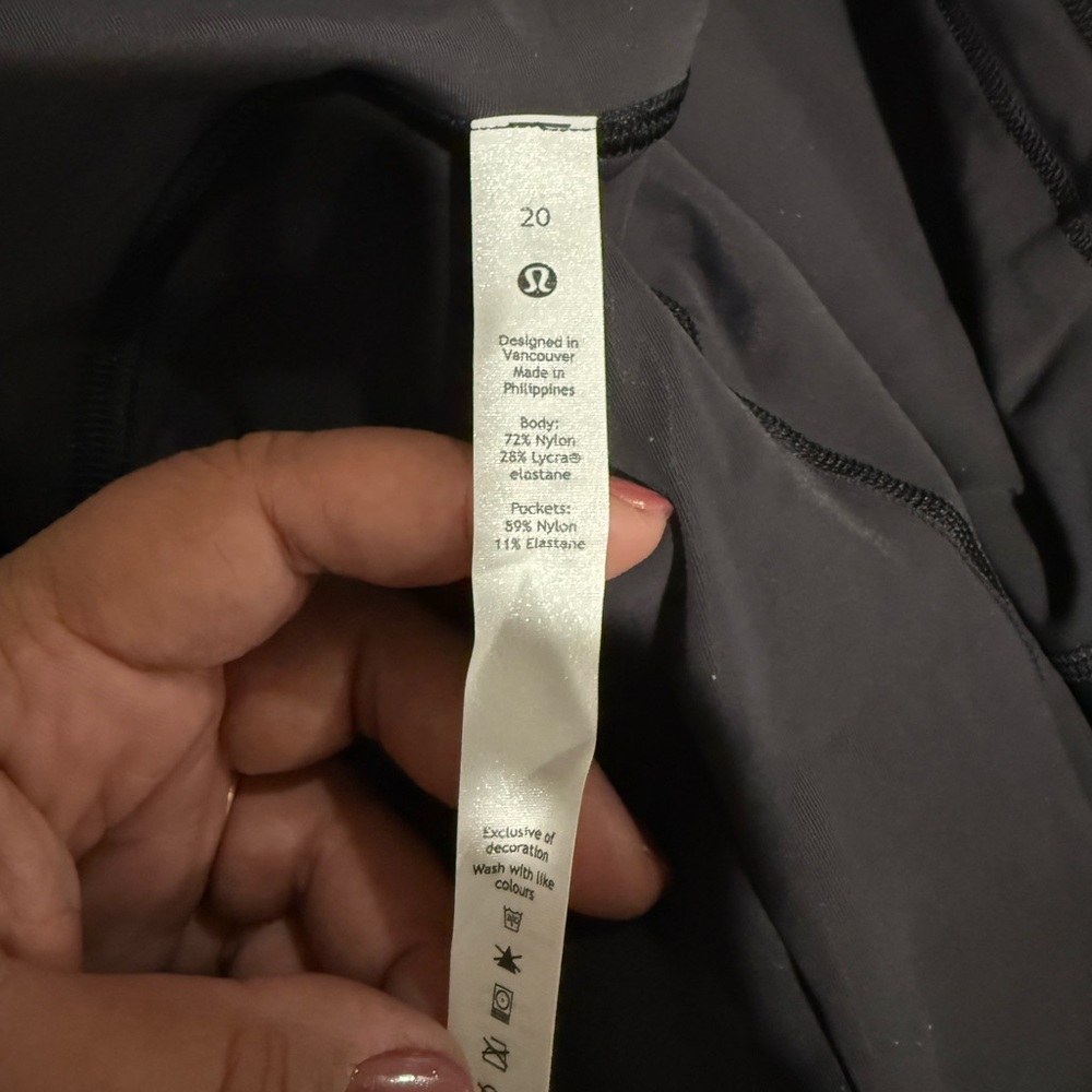 Lululemon Athletica Charcoal Leggings size 18 - Picture 3 of 4